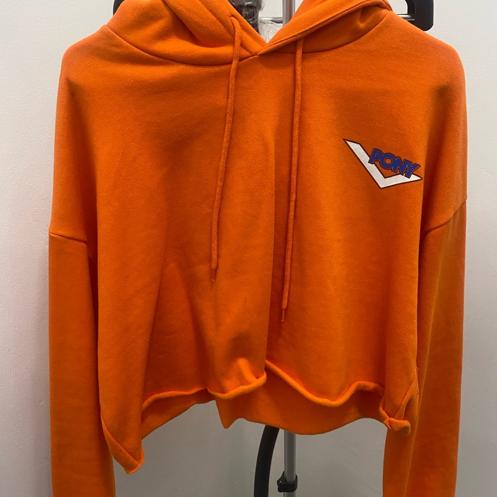 PONY Crop sweater